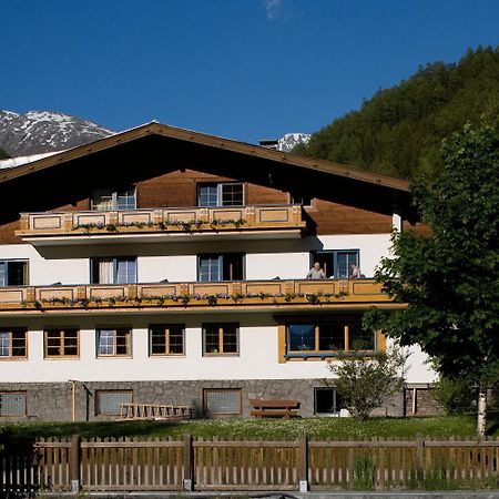 Ferienhaus Alpina Kals-am Großglockner Exteriér fotografie