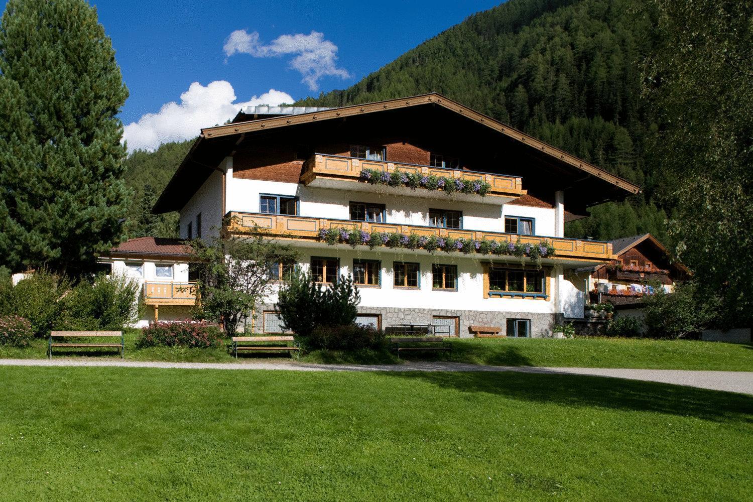 Ferienhaus Alpina Kals-am Großglockner Exteriér fotografie